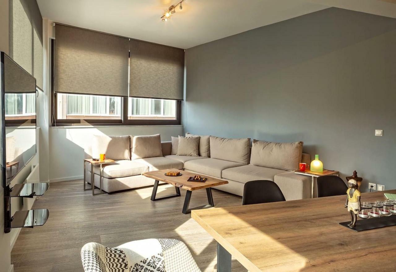 The 2 Bdrs/2 Baths Luxury Athens